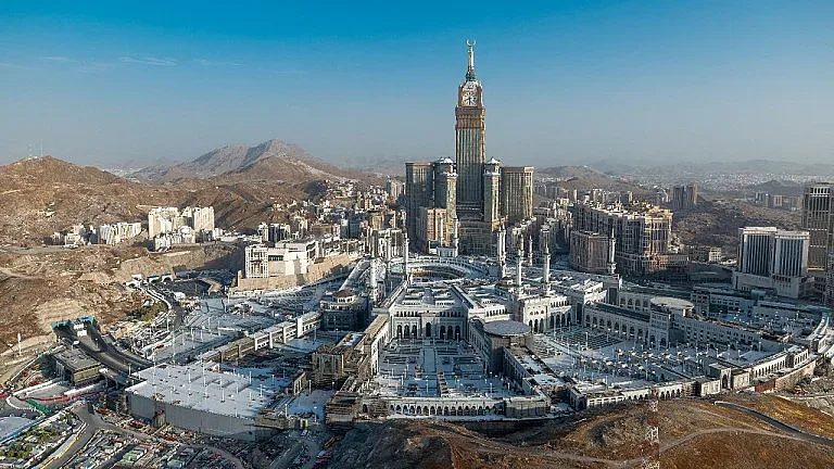 мека се превръща в мегаполис на бъдещето: амбициозният план на саудитска арабия за милиарди