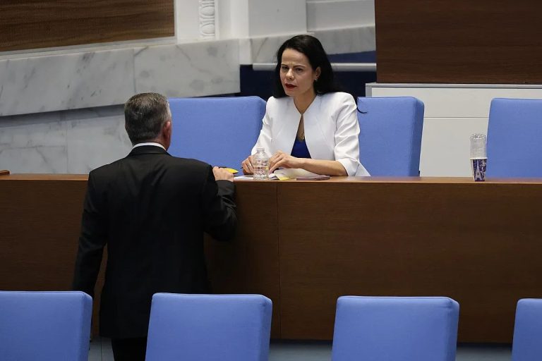 Пари, здраве и монаси: Как ще се промени животът ни през 2026 година?