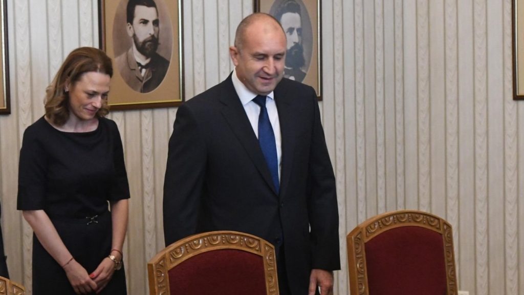 политически обрат: ива митева поема ключова роля в транспорта