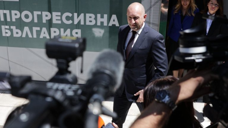 Политическото уравнение за есента: Илияна Йотова и новите съюзници