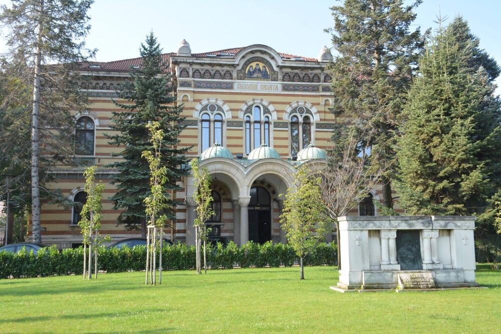 пренареждане в българската православна църква: сливен и софия в очакване на нови лидери