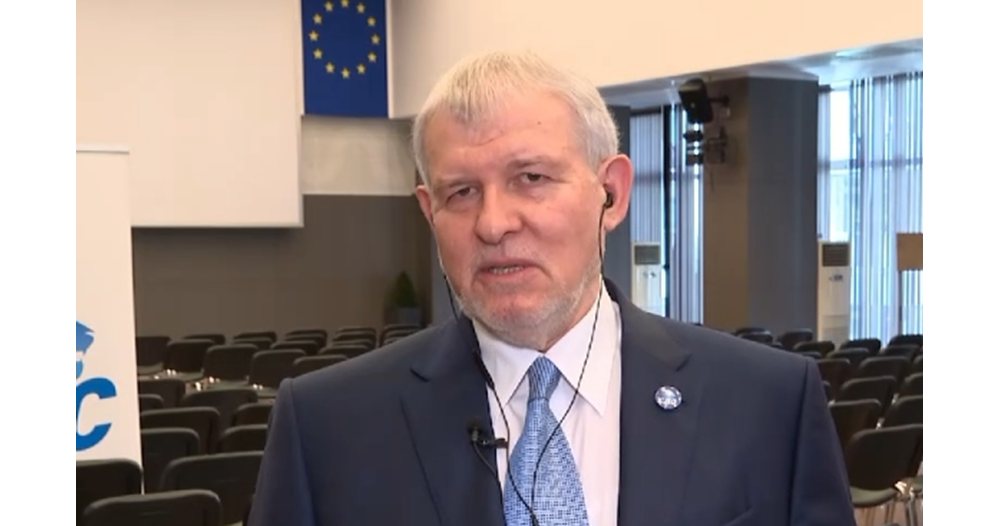 сдс под нов флаг: защо румен христов избра мирната смяна на властта?
