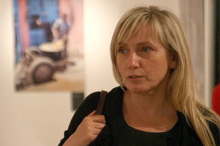 Следене под прикритие: Елена Йончева разтърси Европол и Интерпол