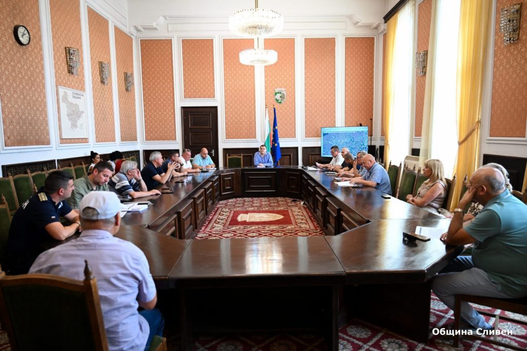 сливен затяга контрола по пътищата: нови мерки за безопасност в ключови зони