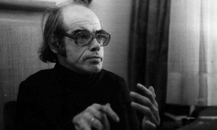 сливен се прекланя пред гения на дамян дамянов: рядък поглед към личните му архиви