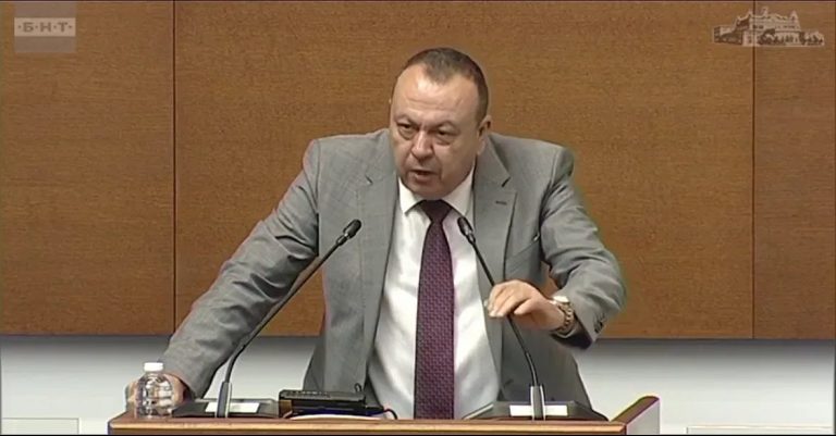 Технологичен провал или политическа схема? Острите думи на Хамид Хамид за машините