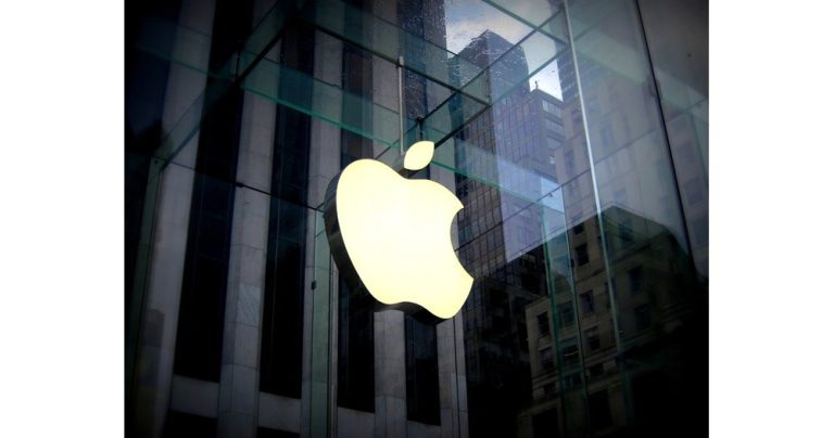 Технологична война: Apple влиза в съдебна битка с OpenAI заради изтекли тайни