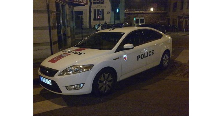 Ужасът зад фасадата на идеалното семейство: Пет бебета открити в кутии във Франция