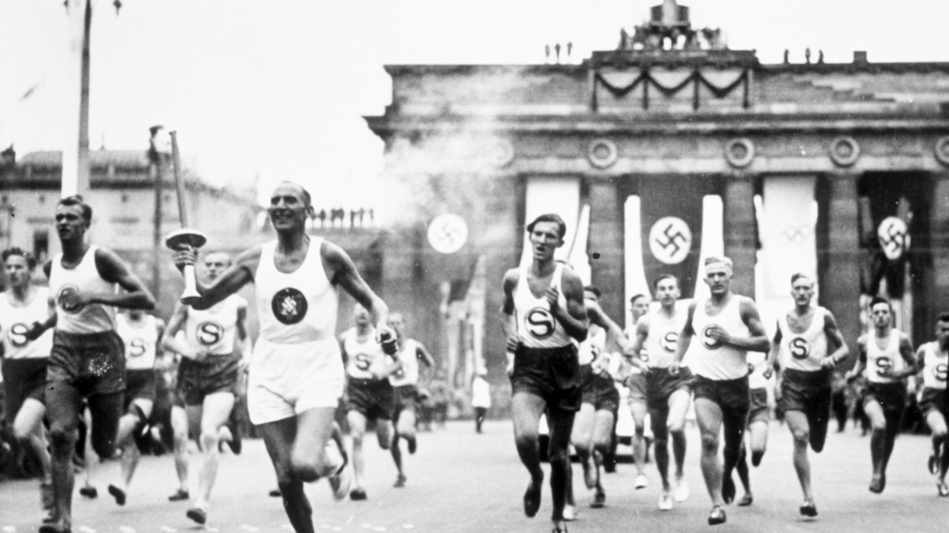 блясък и мрак: как берлин 1936 промени олимпиадите завинаги