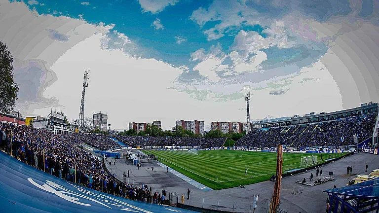 броеят започна: новият дом на „сините“ става реалност