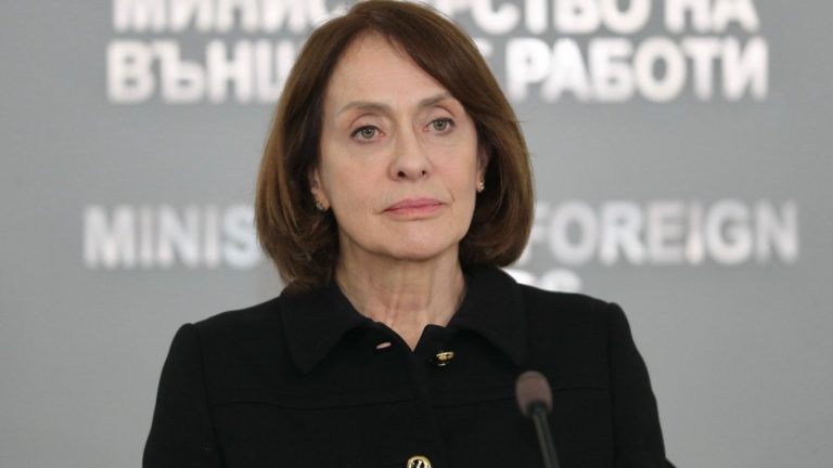 Българско признание от Киев: Надежда Нейнски с високо украинско отличие