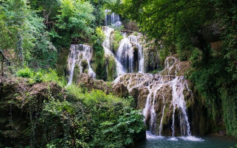 Бягство в прохладата: 10 природни чудеса на България, които ще ви спасят от летните жеги