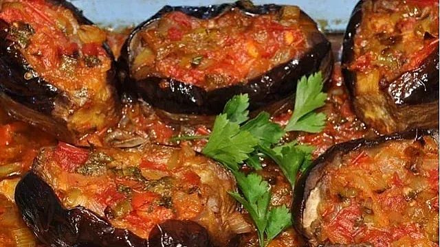 вкусът, който поваля имама: тайната на перфектната имамбаялдъ
