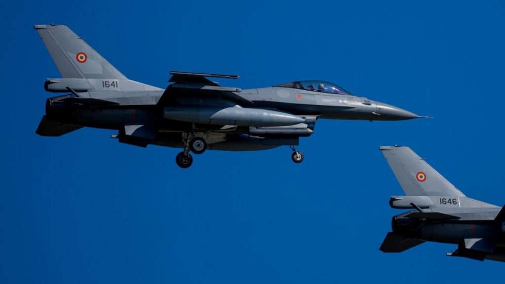 въздушна тревога в румъния: f-16 издигнати след засичане на дрон