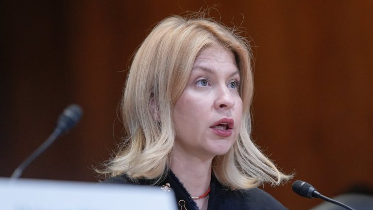 Дипломатическо земетресение в САЩ: Зеленски сменя посланика на Украйна