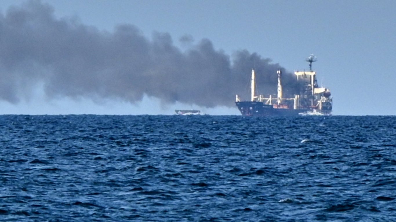 драма в черно море: турски кораб стана жертва на дронове