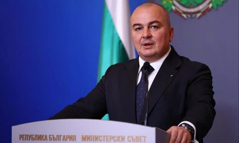 Държавата отпуска милиони в подкрепа на фермерите и гарантира чистотата на българското розово масло