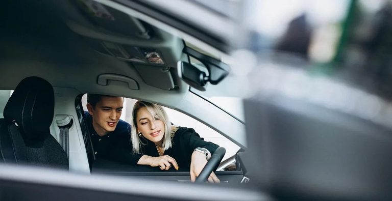Европейският Автопазар: Китайската Инвазия и Електрическата Революция Прекрояват Правилата