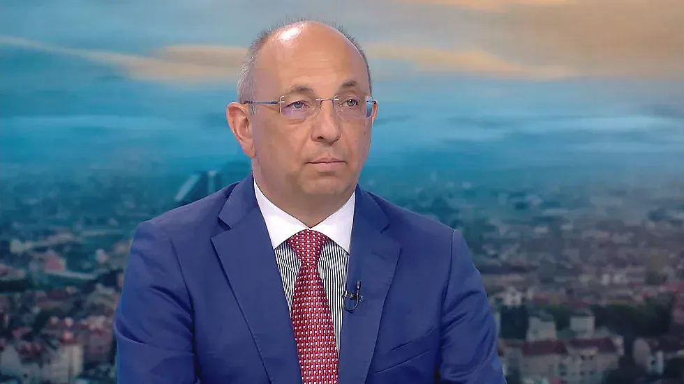 еврото не е виновникът: защо поскъпването е нормален процес?