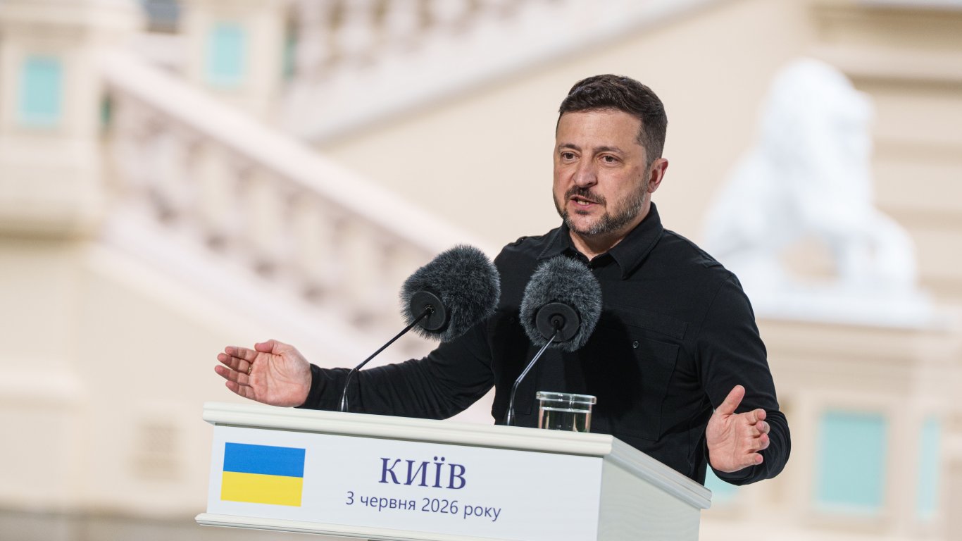 космически удар: украйна пренася войната в сърцето на руската електроника