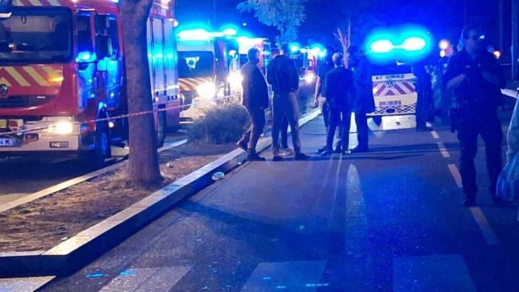 кървава нощ в нормандия: автомобил се превърна в оръжие срещу пешеходци в каен