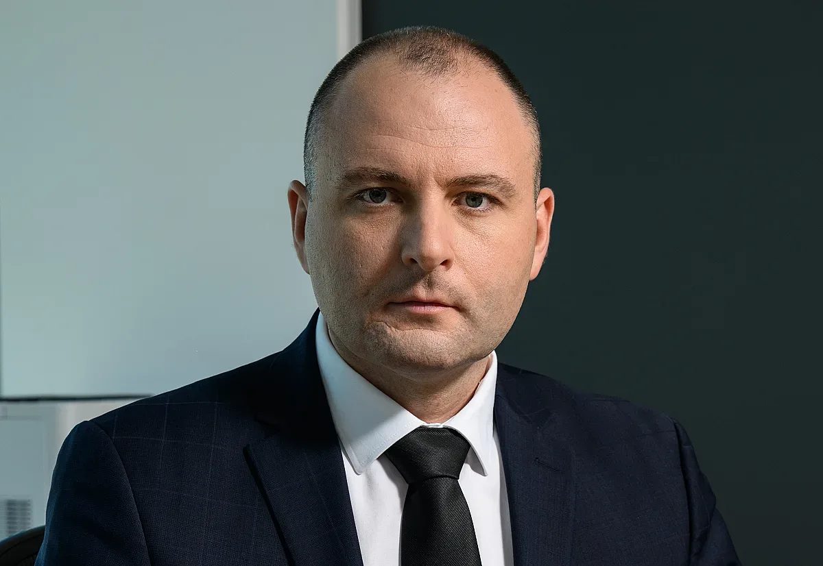 лукойл в българия: как се постигат рекорди на фона на глобални турбуленции?