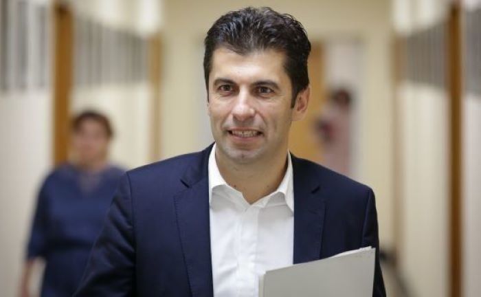 мисия в киев: кирил петков разкри детайлите за посещението си в украйна