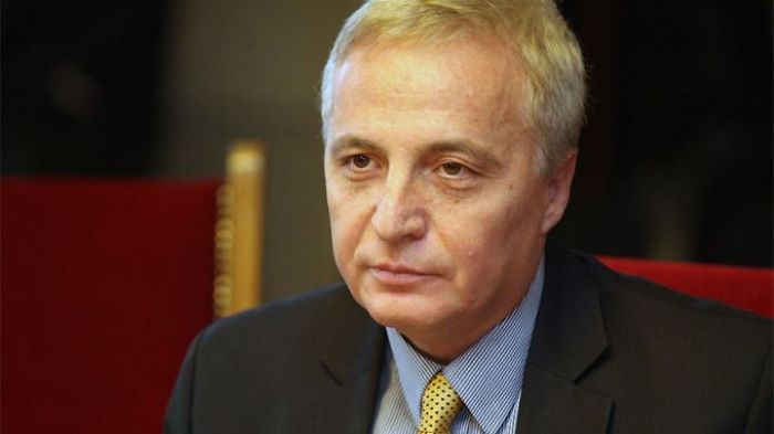 на ръба на пропастта: държавният тотализатор заплашван от фалит