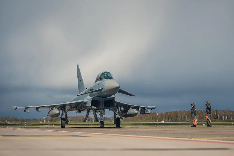 Небесна обсада: Източният фланг на НАТО в центъра на „войната с дроновете“