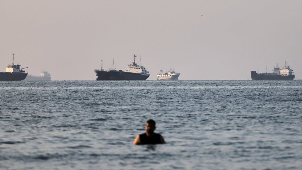 нова морска стратегия: иран и оман се договарят за алтернативен път през ормузкия проток