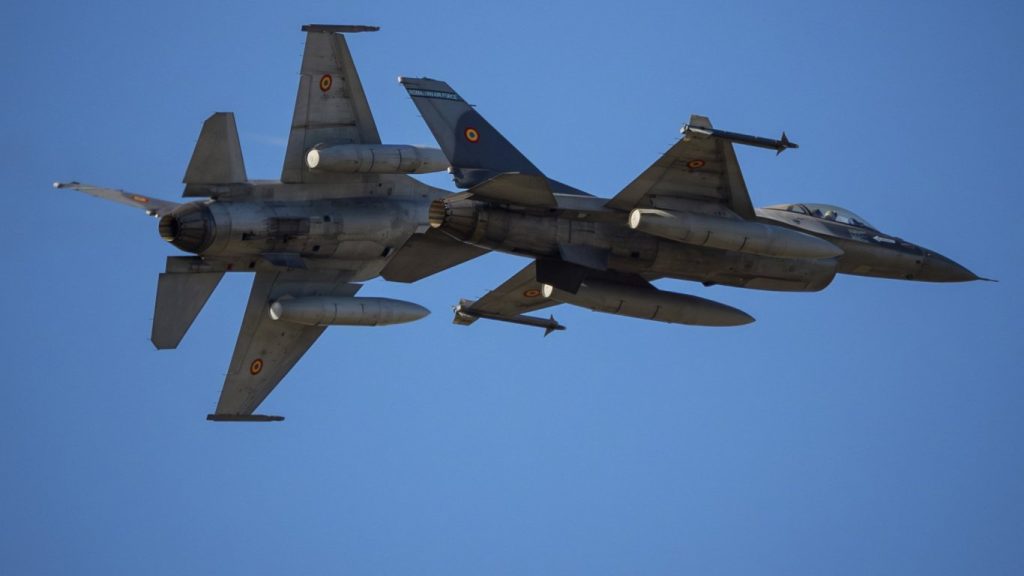 нощно напрежение на границата: румъния изпраща f-16 срещу мистериозни дронове