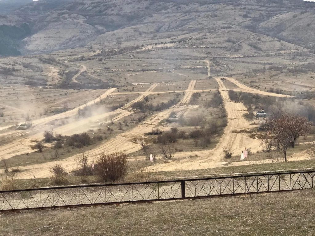 опасност от пожари: спират се всички военни стрелби в „батмиш“ през август