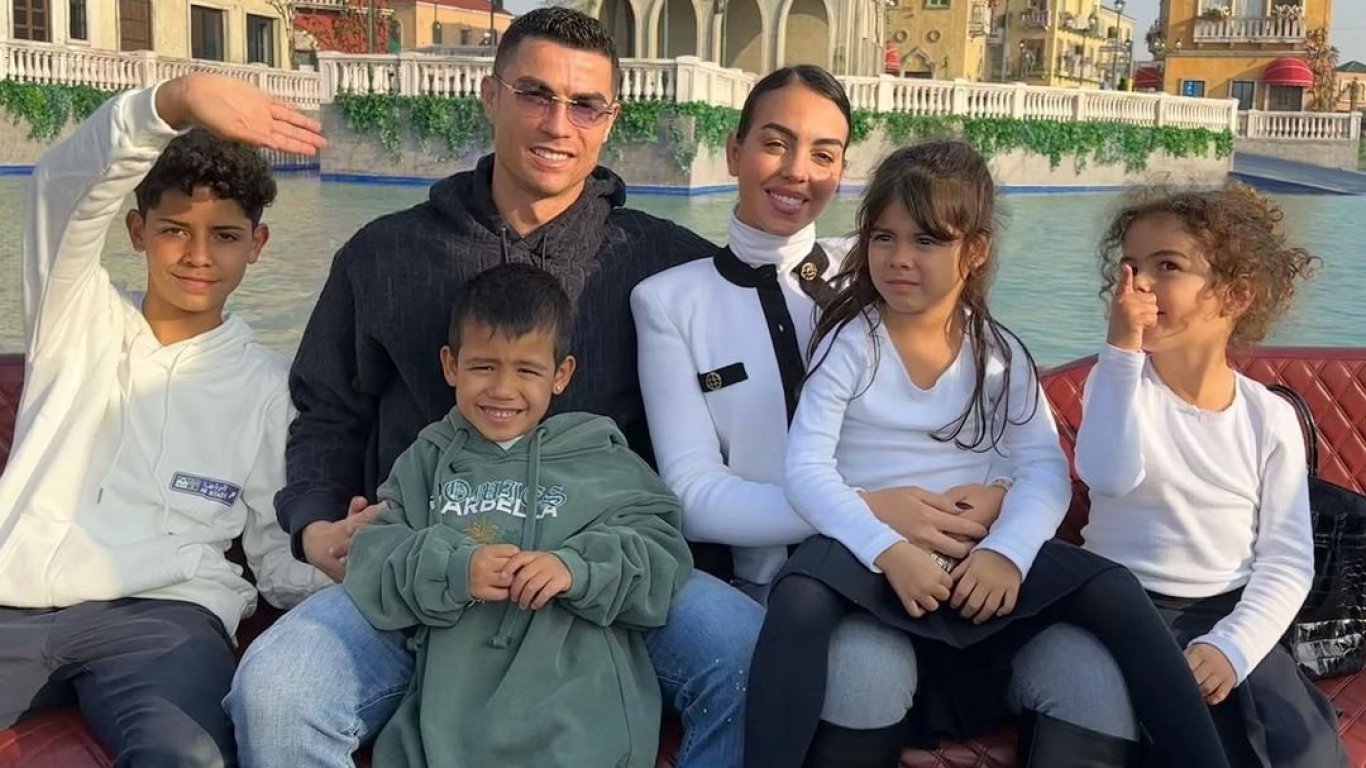 от партньор до майка: смелата стъпка на джорджина родригес