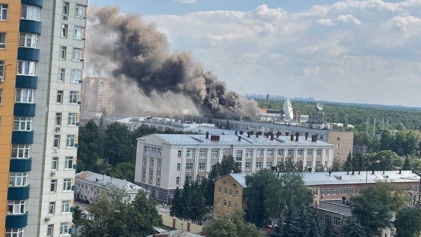 пламъци в сърцето на руската космонавтика: инцидент в ключов център на роскосмос