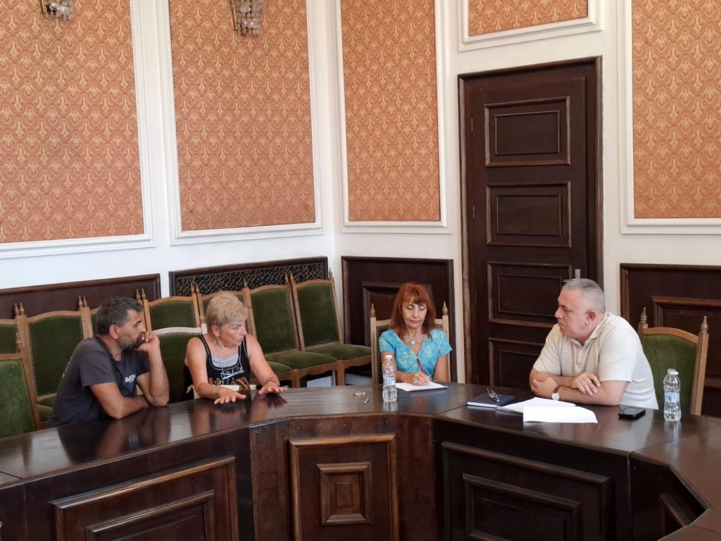 пътят към независимостта: сливен подкрепя хората със зрителни увреждания