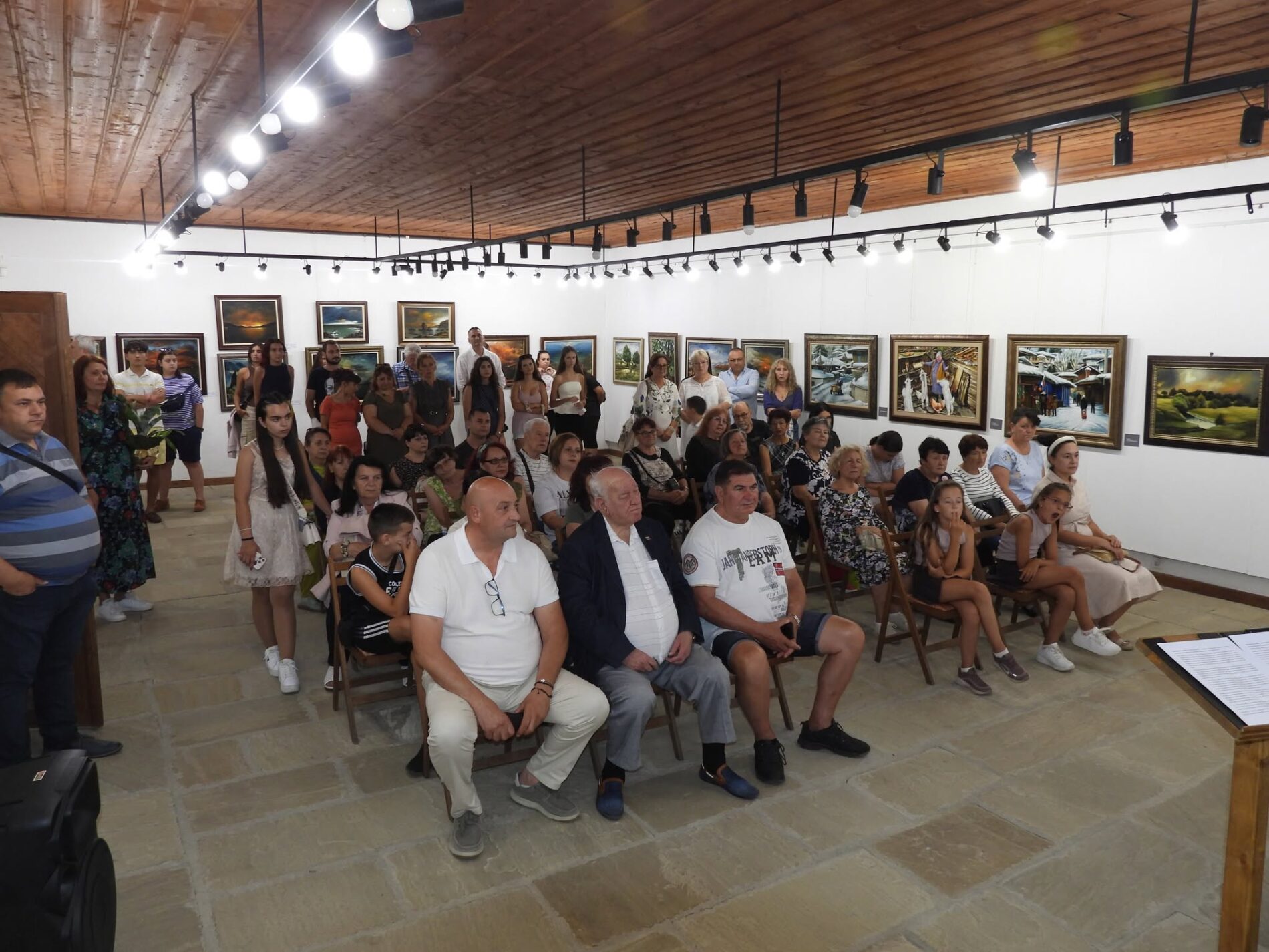 светлината на изкуството в сърцето на жеравна: 80 години творчество на руси куртлаков