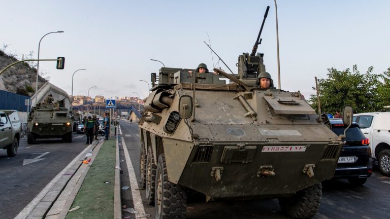 След бурята в Сеута: Защо военните остават по улиците?