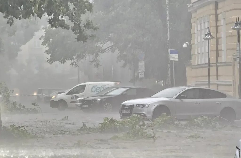 слънце, дъжд и жега: какво да предвидите за последната неделя на август?