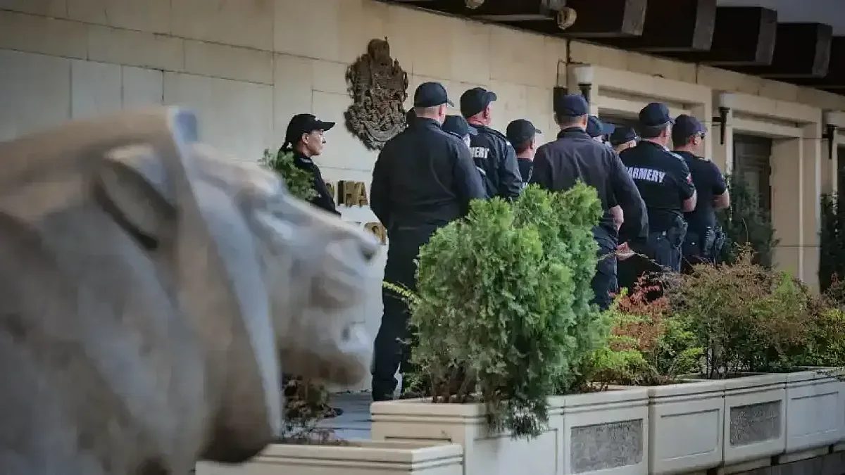 тайни тунели и заглушени сигнали: как един ресторант в софия смути въздушния трафик