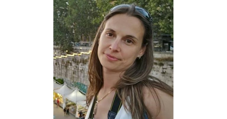 Творчество, Италия и празник: Честит рожден ден на Александра Костадинова!