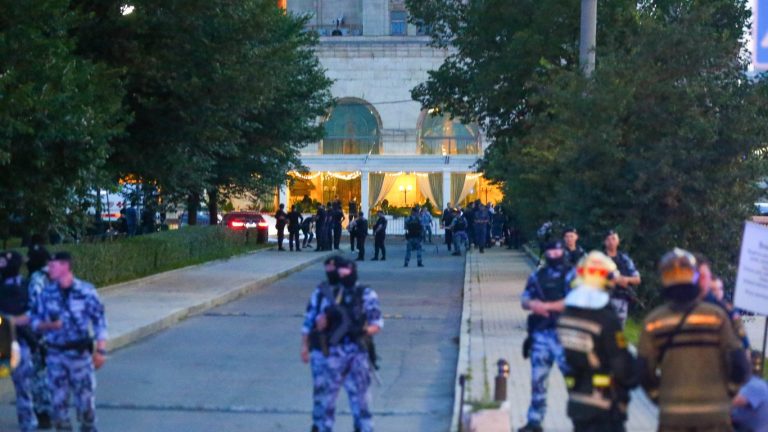 Трагедия в Москва: Самоделна бомба разкъса спокойствието в центъра на града