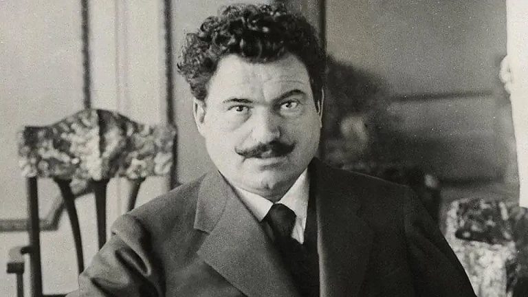 Хляб, мотика и кръв: Как Александър Стамболийски се изправи срещу елитите