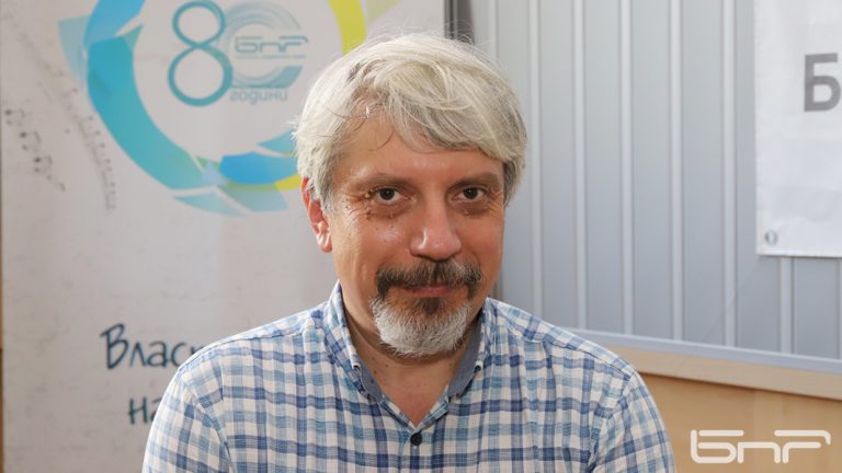 COVID-19: Проф. Витанов прогнозира ескалация, но успокоява за болниците до края на август