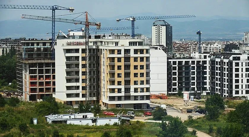 балонът се пука: защо пазарът на имоти в българия навлиза в критична фаза?