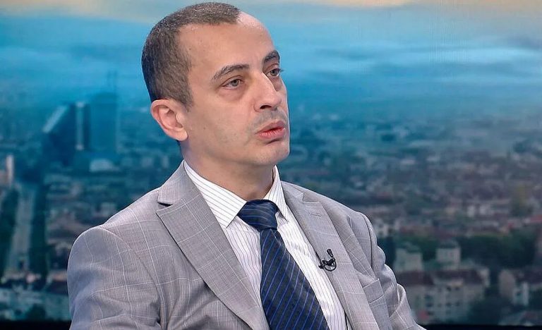 Битката за паметта: Защо завръщането на мощите на цар Самуил е стратегически триумф?