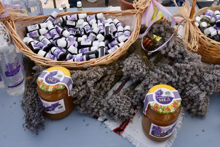 Вкусът на традицията: Сливен отново се превръща в център на местните производители