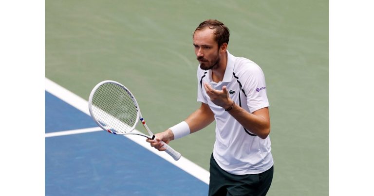 Врабци, нерви и едно истинско чудо на корта на US Open