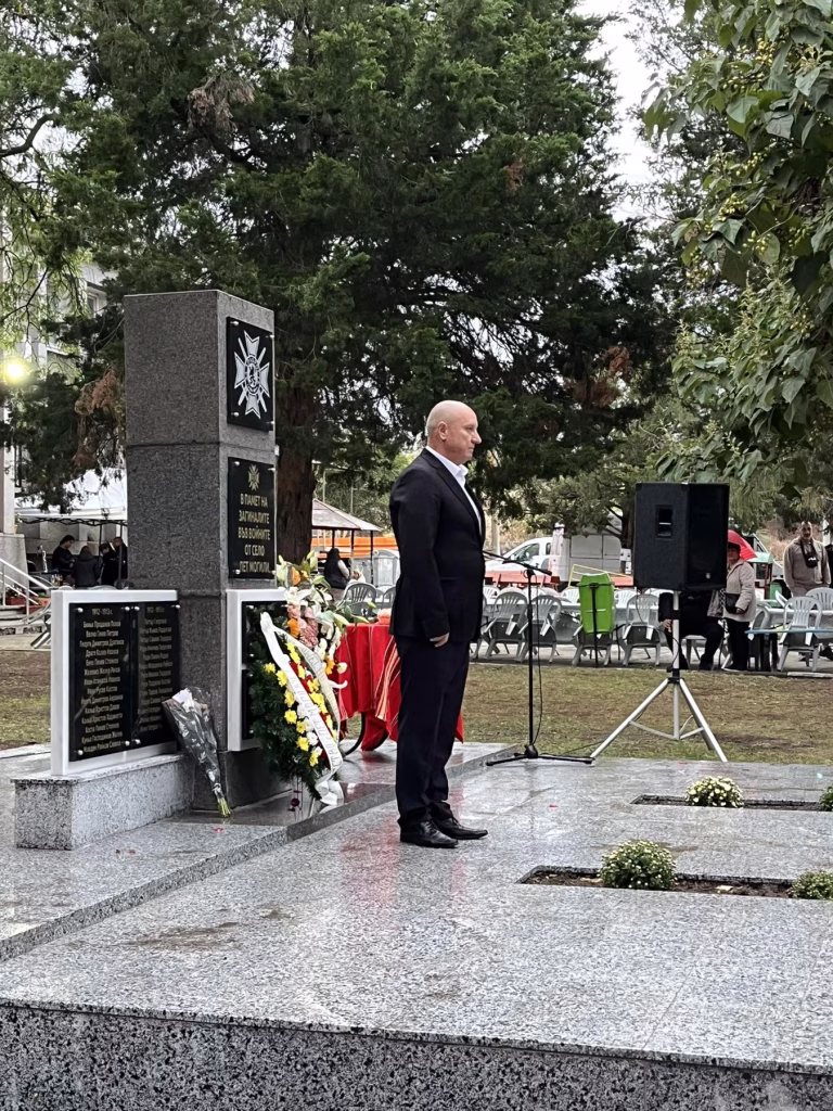героите от пет могили вече имат своя вечен паметник