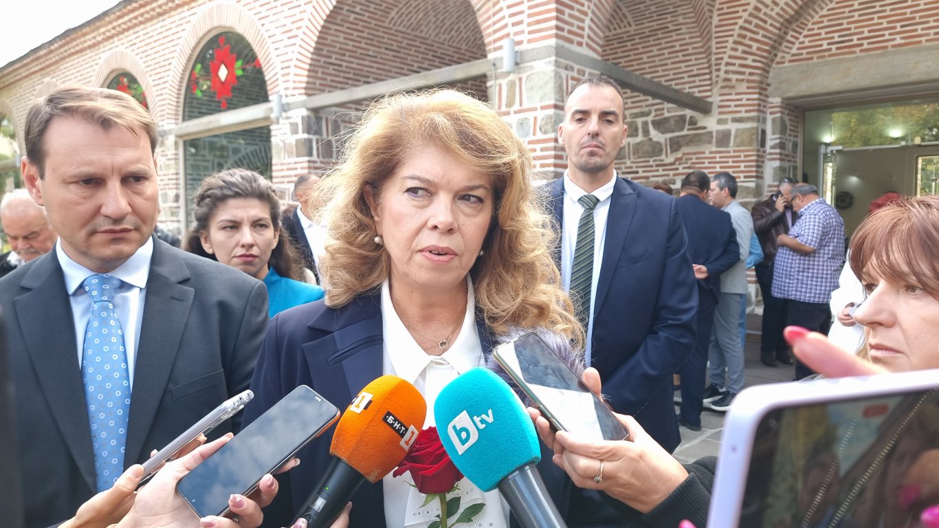 дипломатически искри: йотова защити визията си за мир в украйна пред очите на света