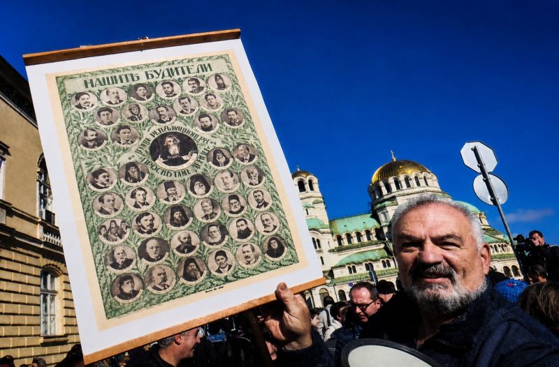 здравчо здравчев оживява родовата памет на котел